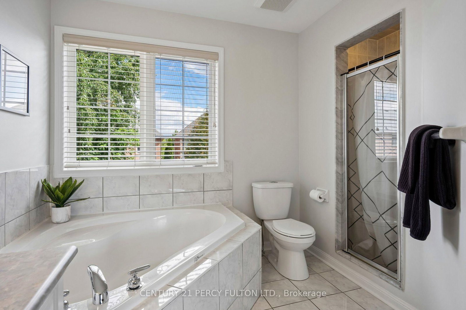 33 Redbud Street • Markham, ON photo 22