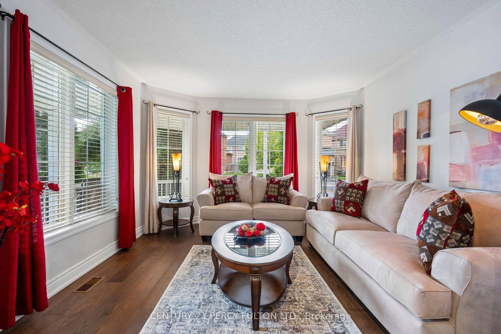 33 Redbud Street • Markham, ON photo 3
