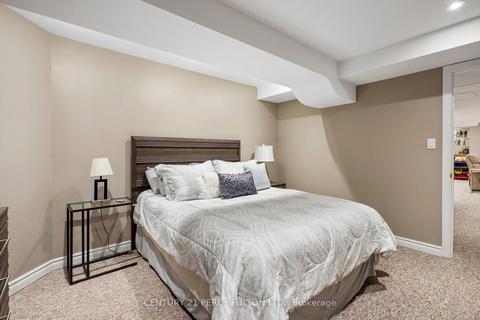 33 Redbud Street • Markham, ON photo 38