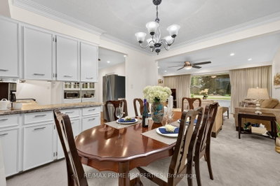 19011 Ninth Line • East Gwillimbury, ON photo 9