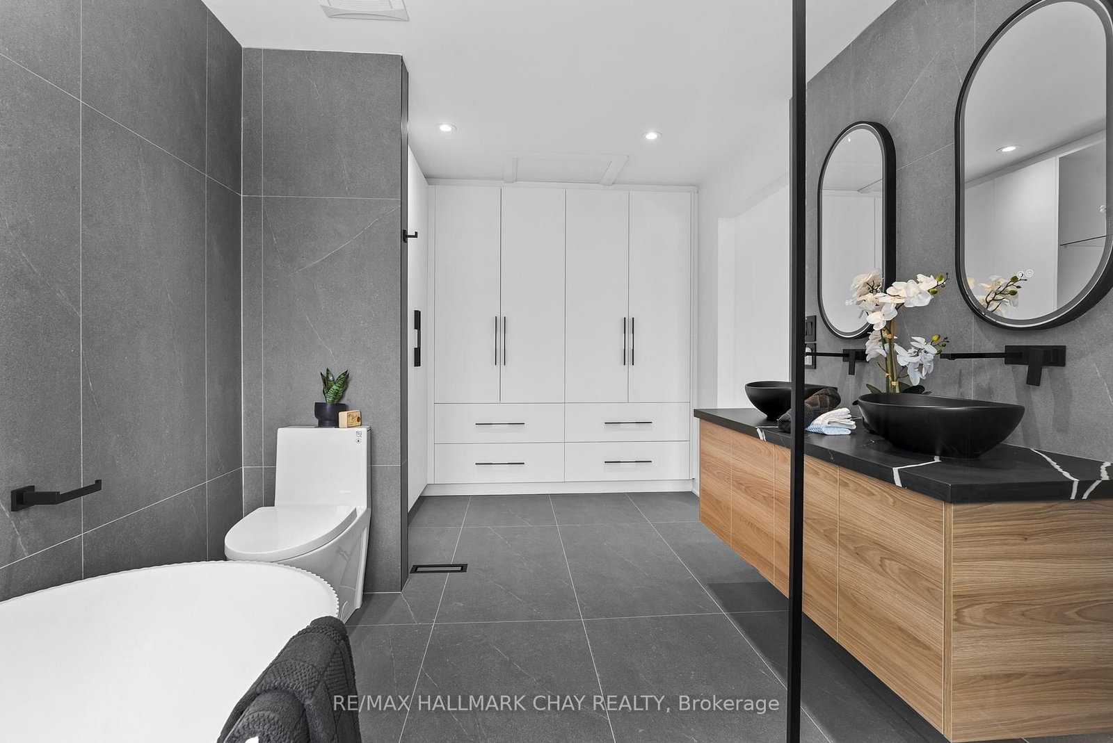 110 Glendower Crescent • Georgina, ON photo 20