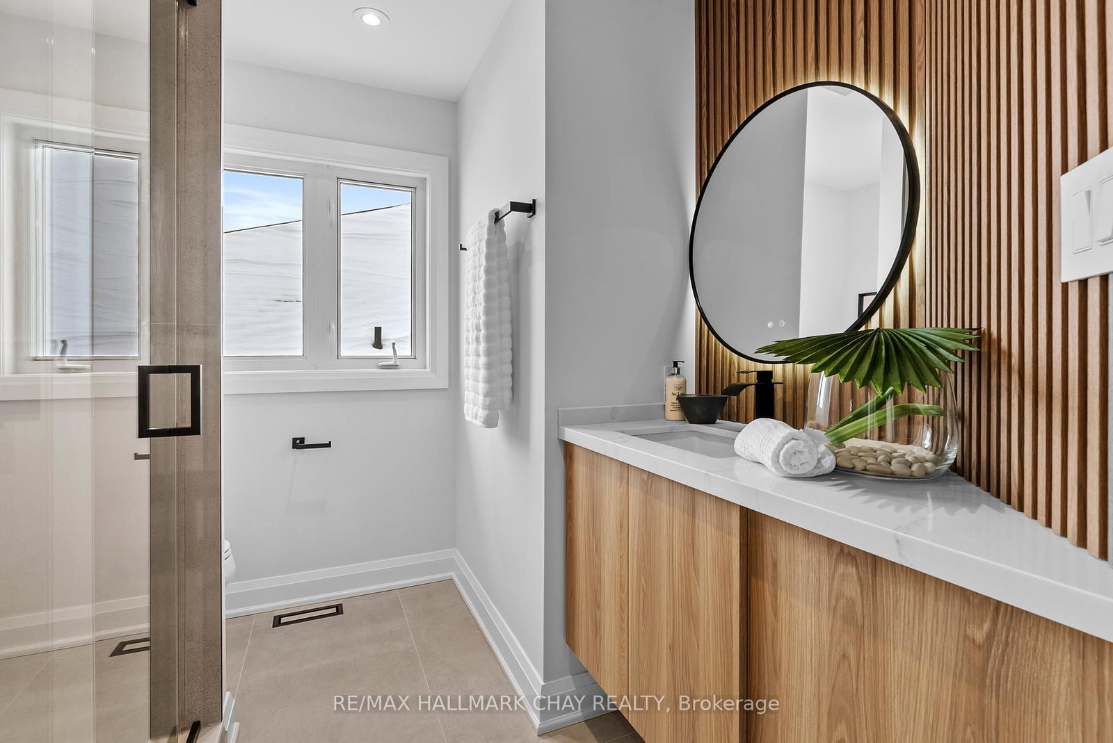 110 Glendower Crescent • Georgina, ON photo 24