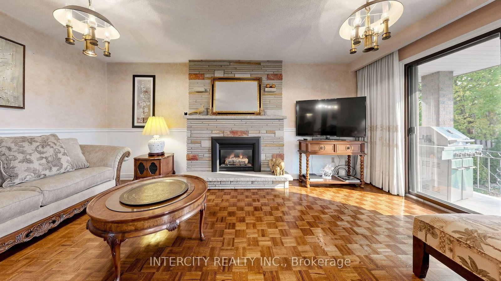 76 Spruce Avenue • Richmond Hill, ON photo 10