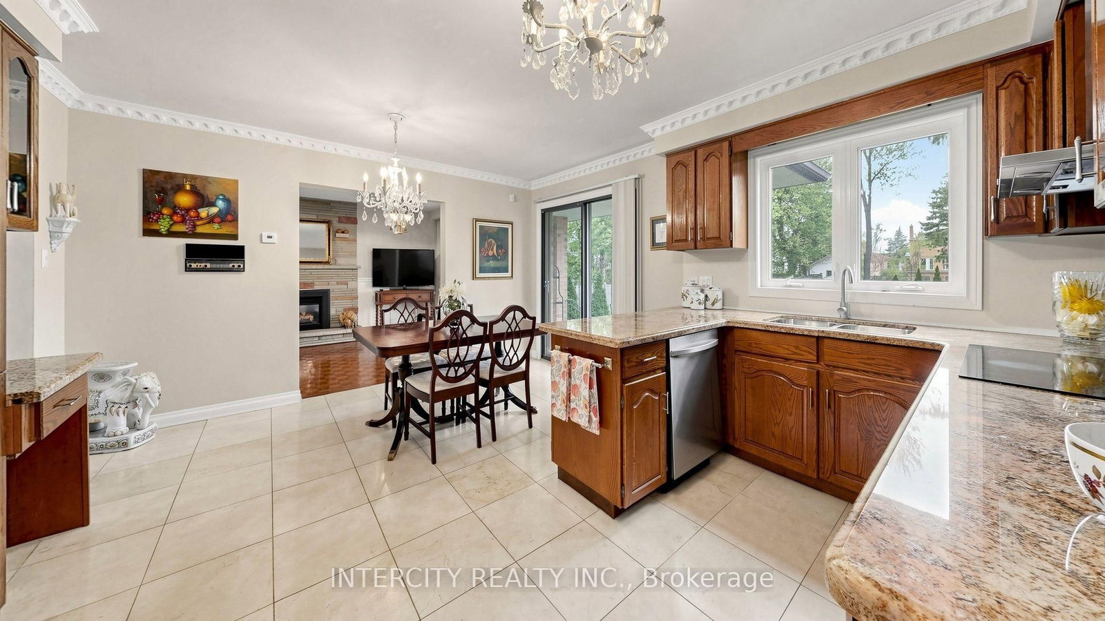 76 Spruce Avenue • Richmond Hill, ON photo 21