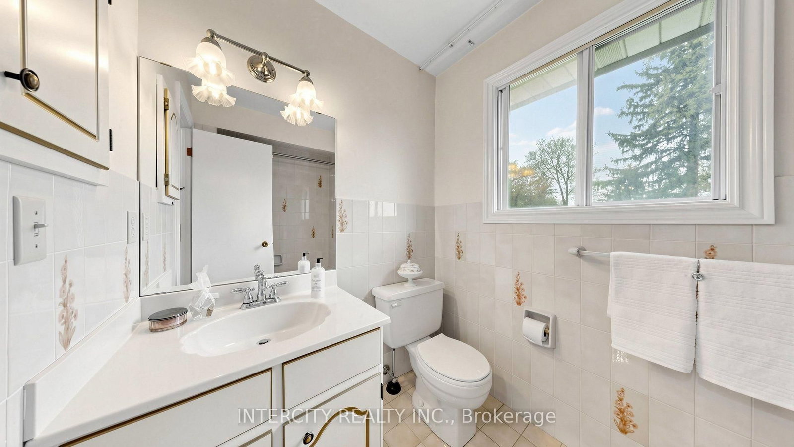 76 Spruce Avenue • Richmond Hill, ON photo 30