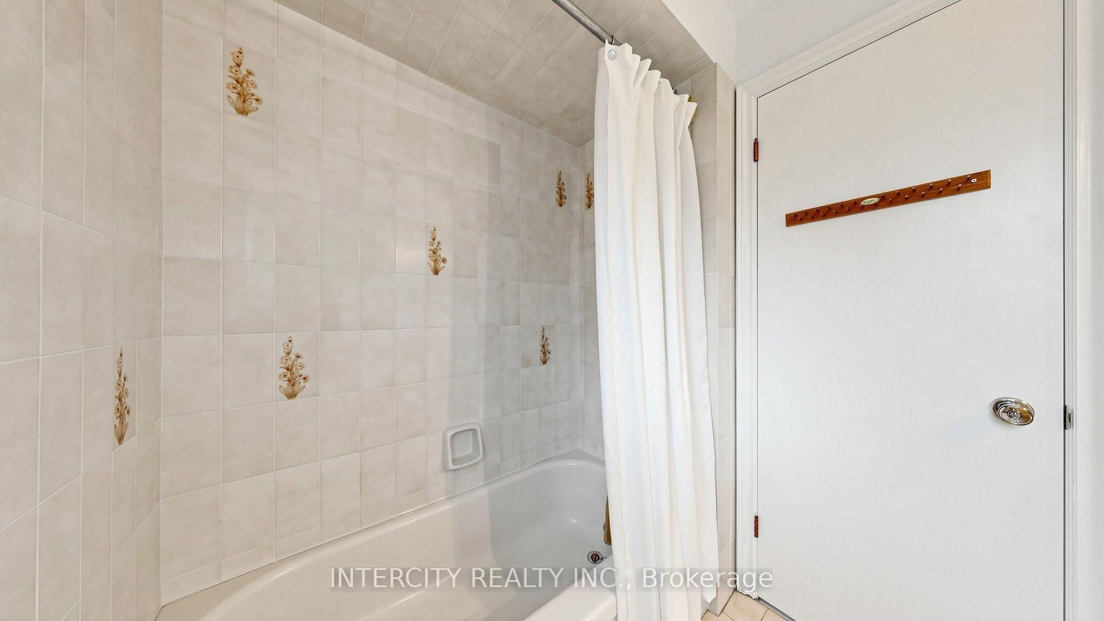76 Spruce Avenue • Richmond Hill, ON photo 32