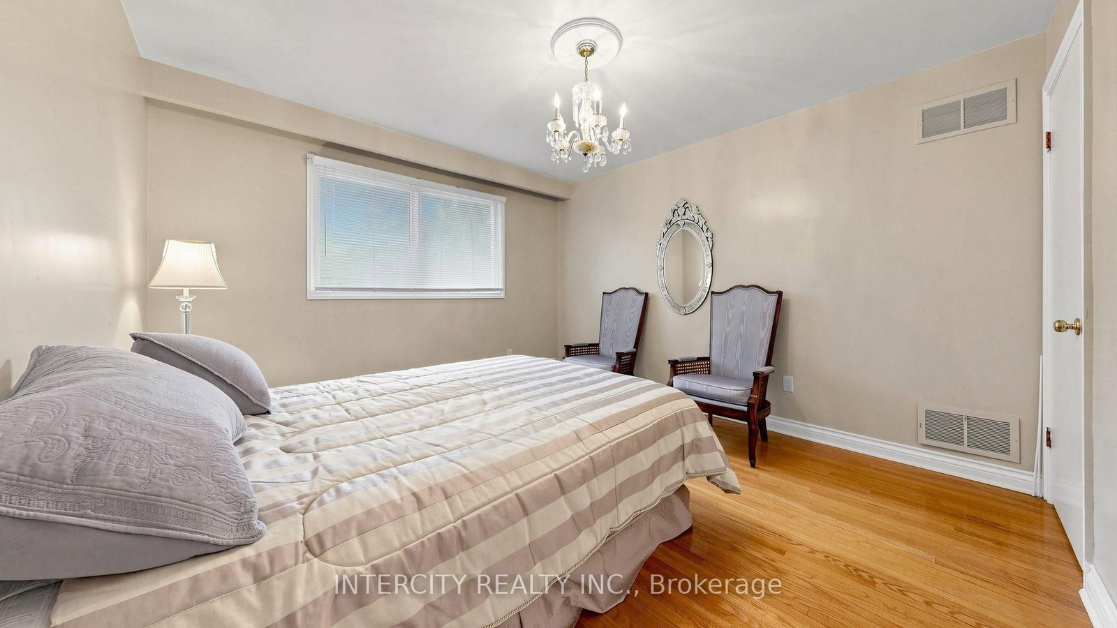 76 Spruce Avenue • Richmond Hill, ON photo 35