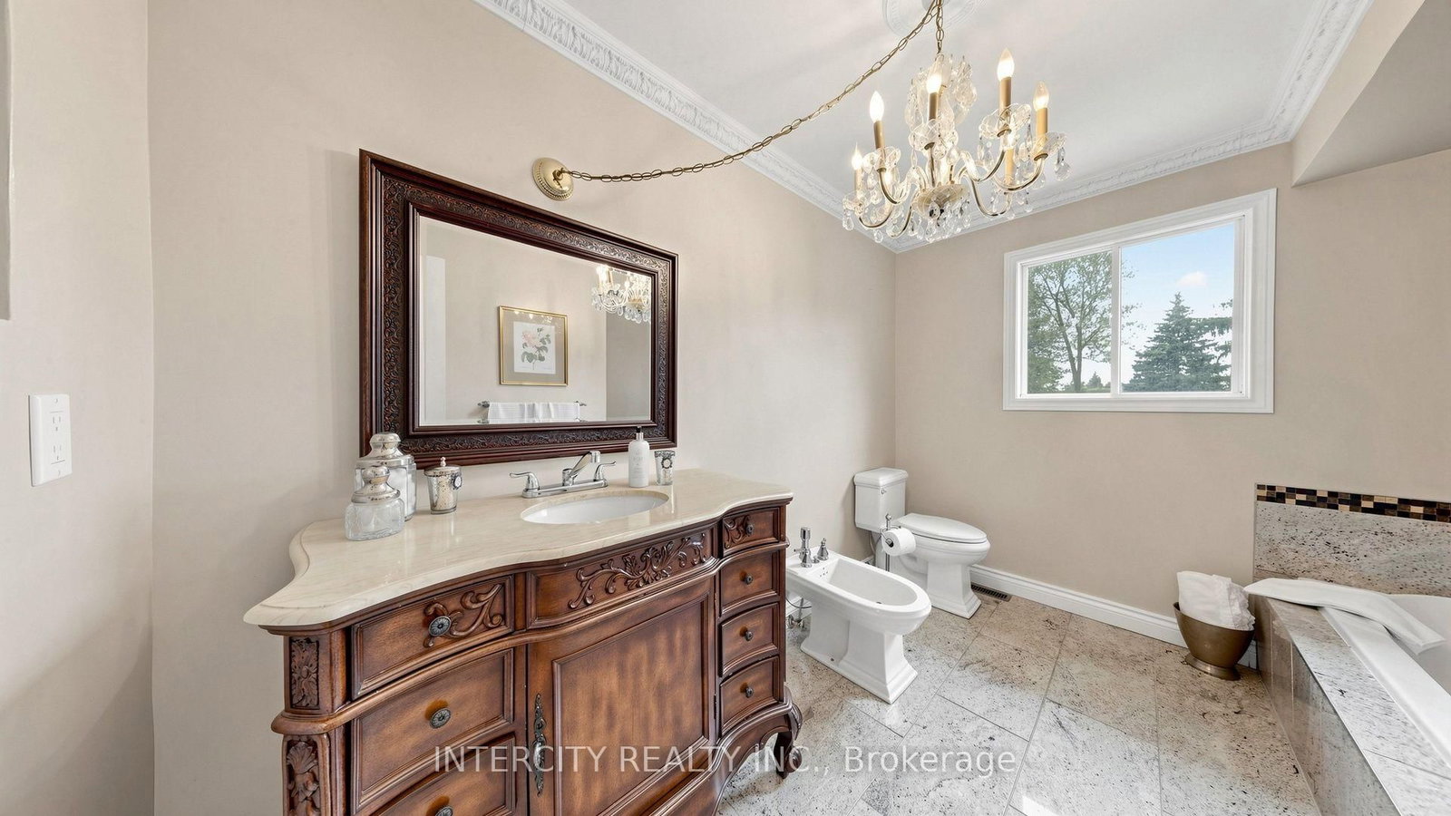 76 Spruce Avenue • Richmond Hill, ON photo 39
