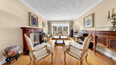 76 Spruce Avenue • Richmond Hill, ON photo 5