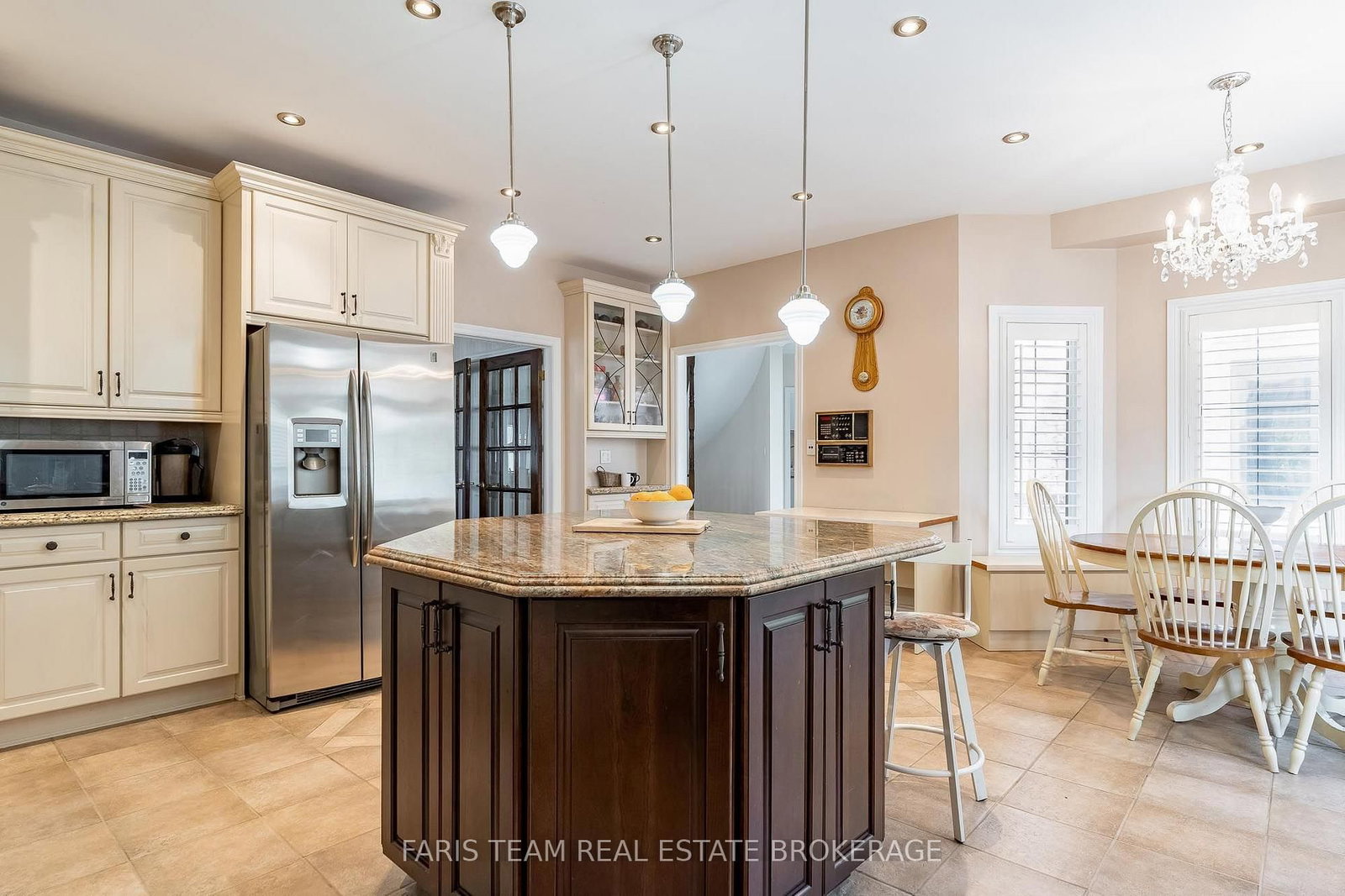15 Clarendon Drive • Richmond Hill, ON photo 10