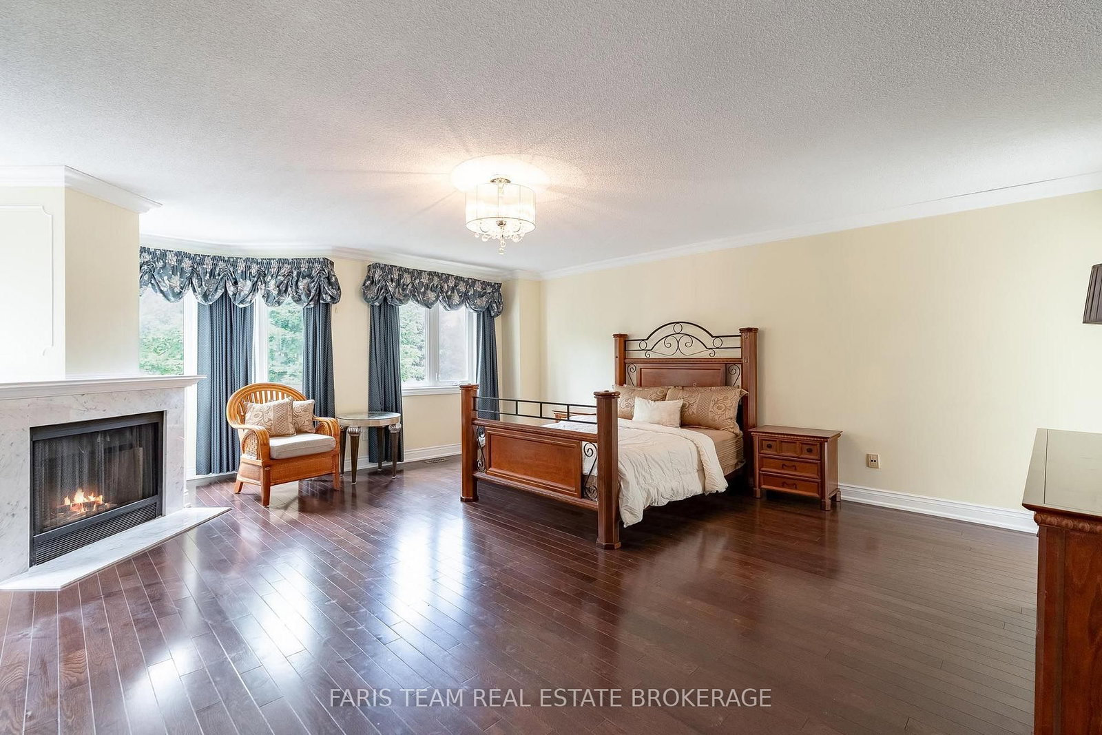 15 Clarendon Drive • Richmond Hill, ON photo 20