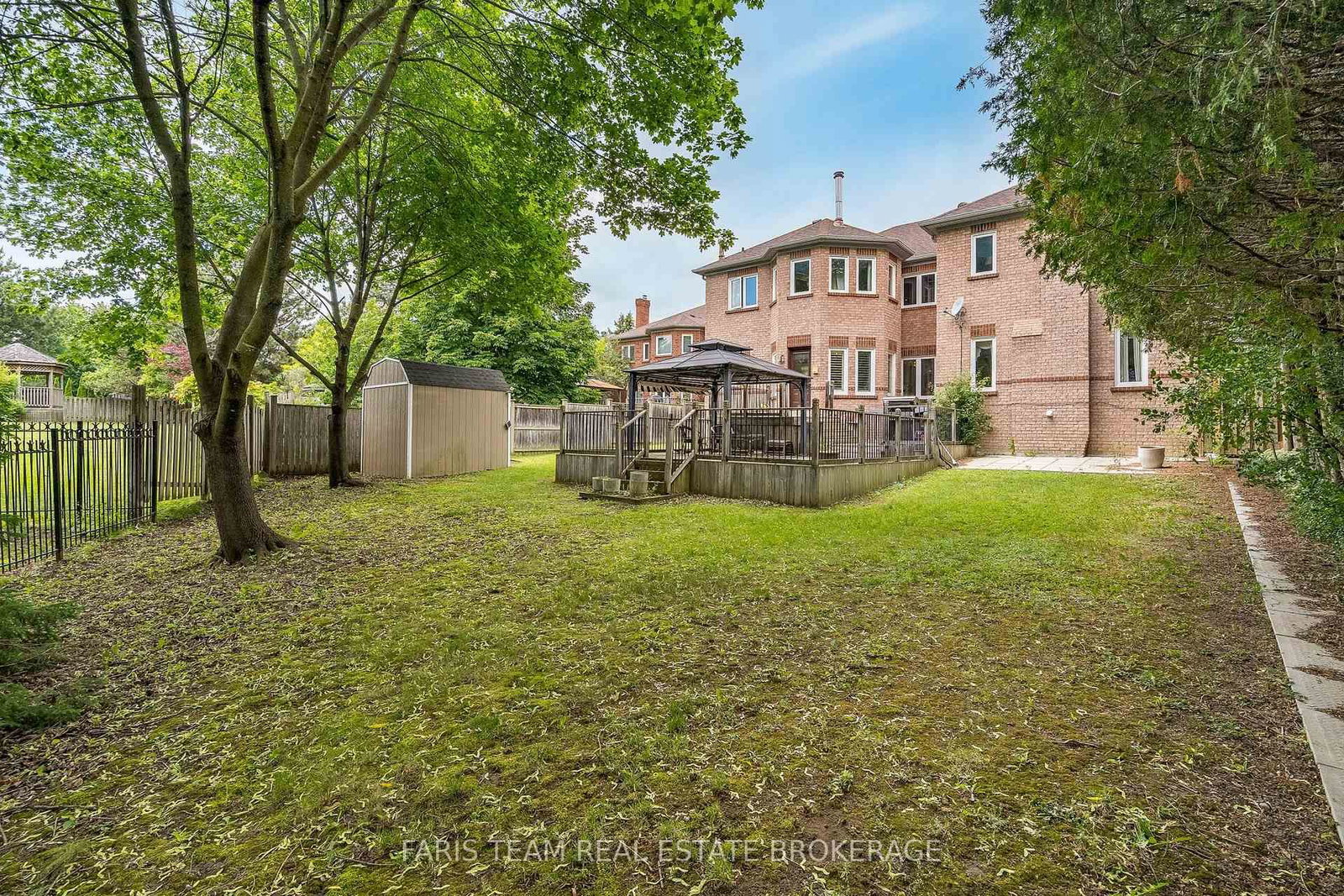 15 Clarendon Drive • Richmond Hill, ON photo 41