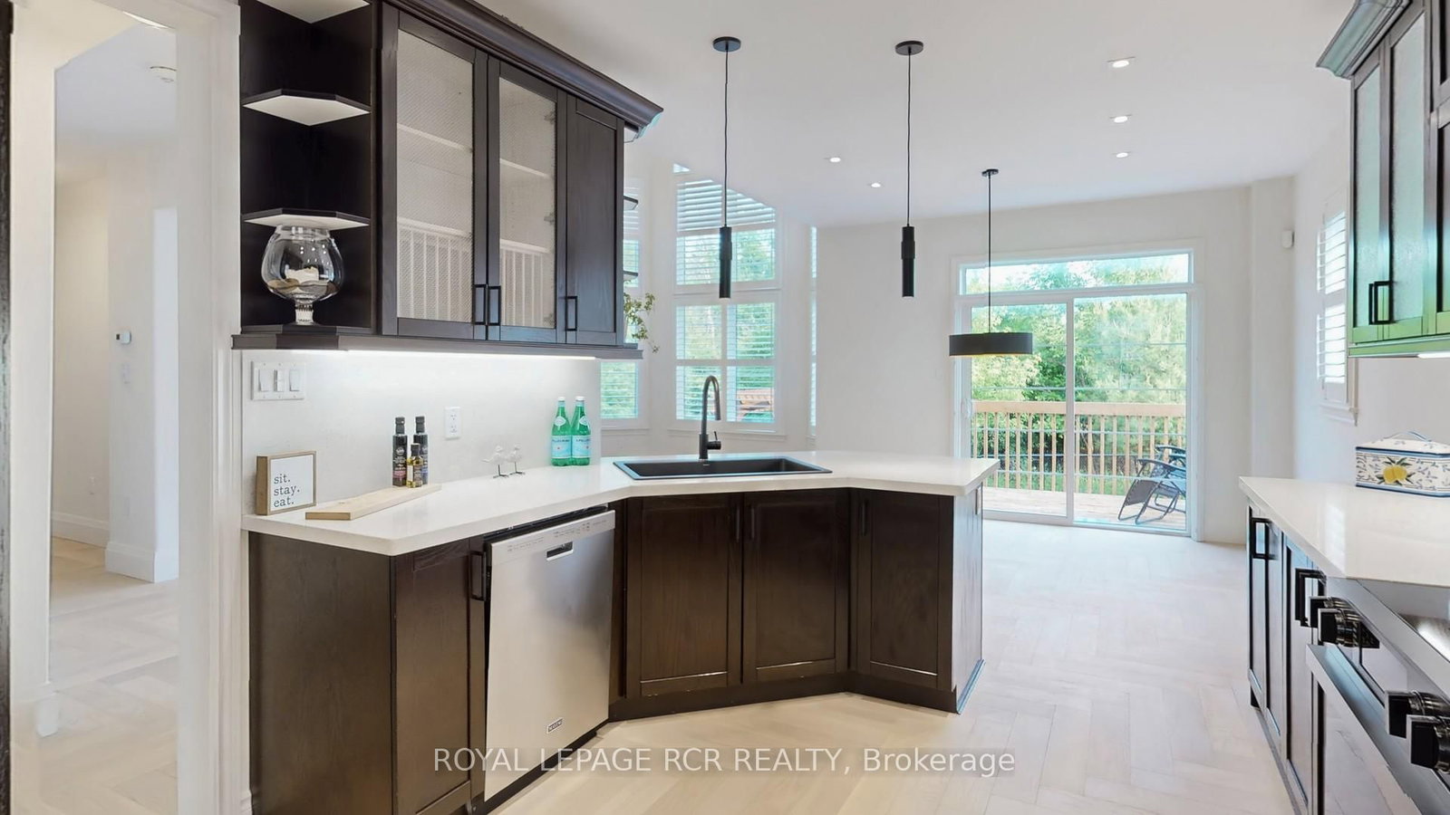 75 Dr. George Burrows Parkway • Georgina, ON photo 11