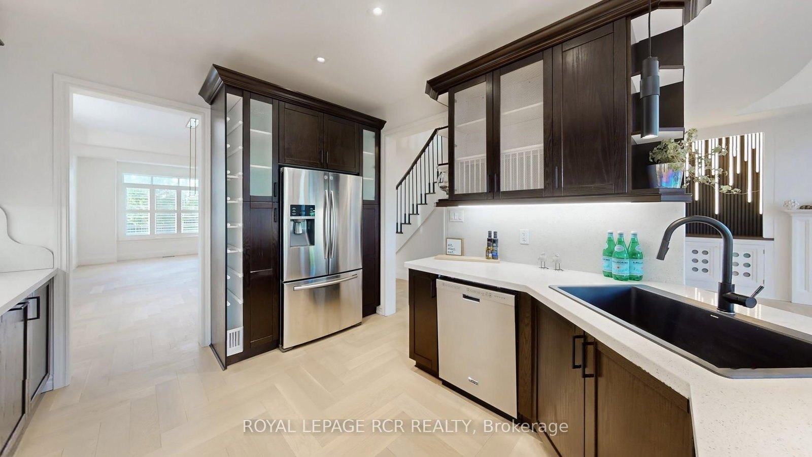75 Dr. George Burrows Parkway • Georgina, ON photo 12