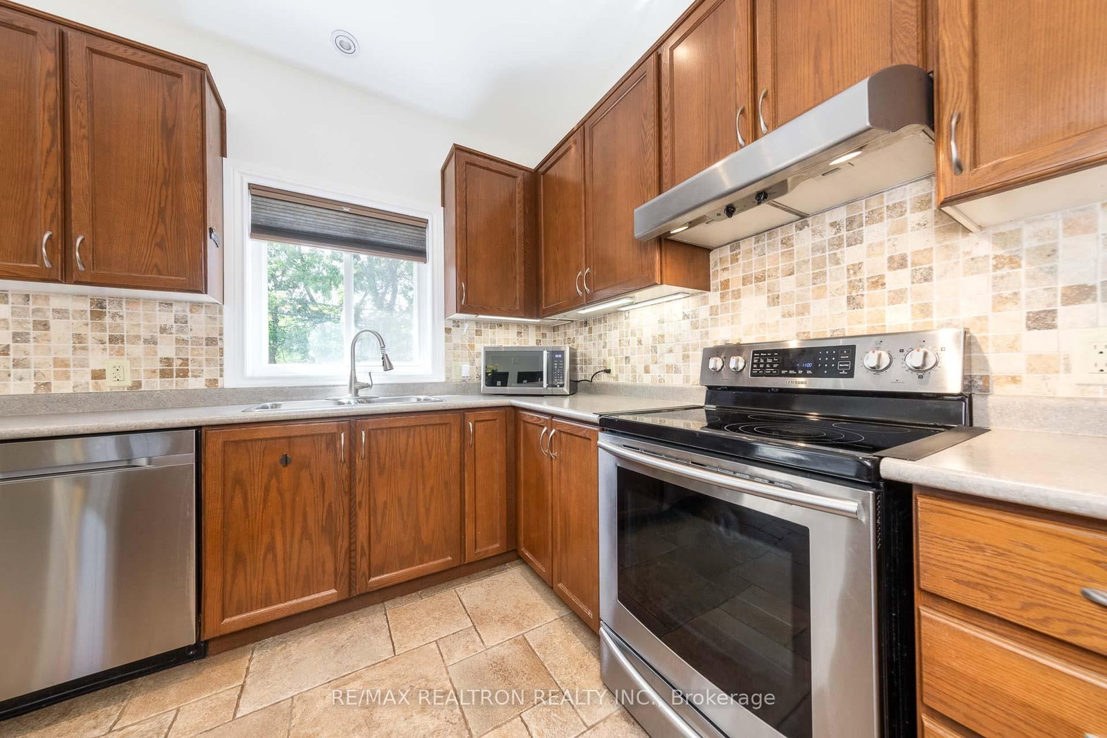 157B Silas Boulevard • Georgina, ON photo 17