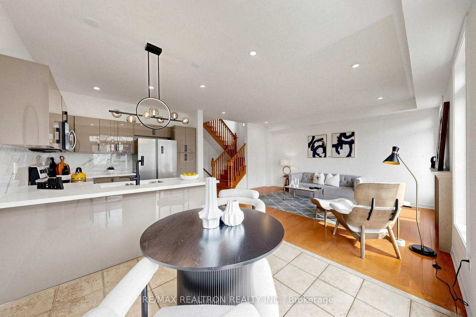 59 Dewpoint Road • Vaughan, ON photo 16