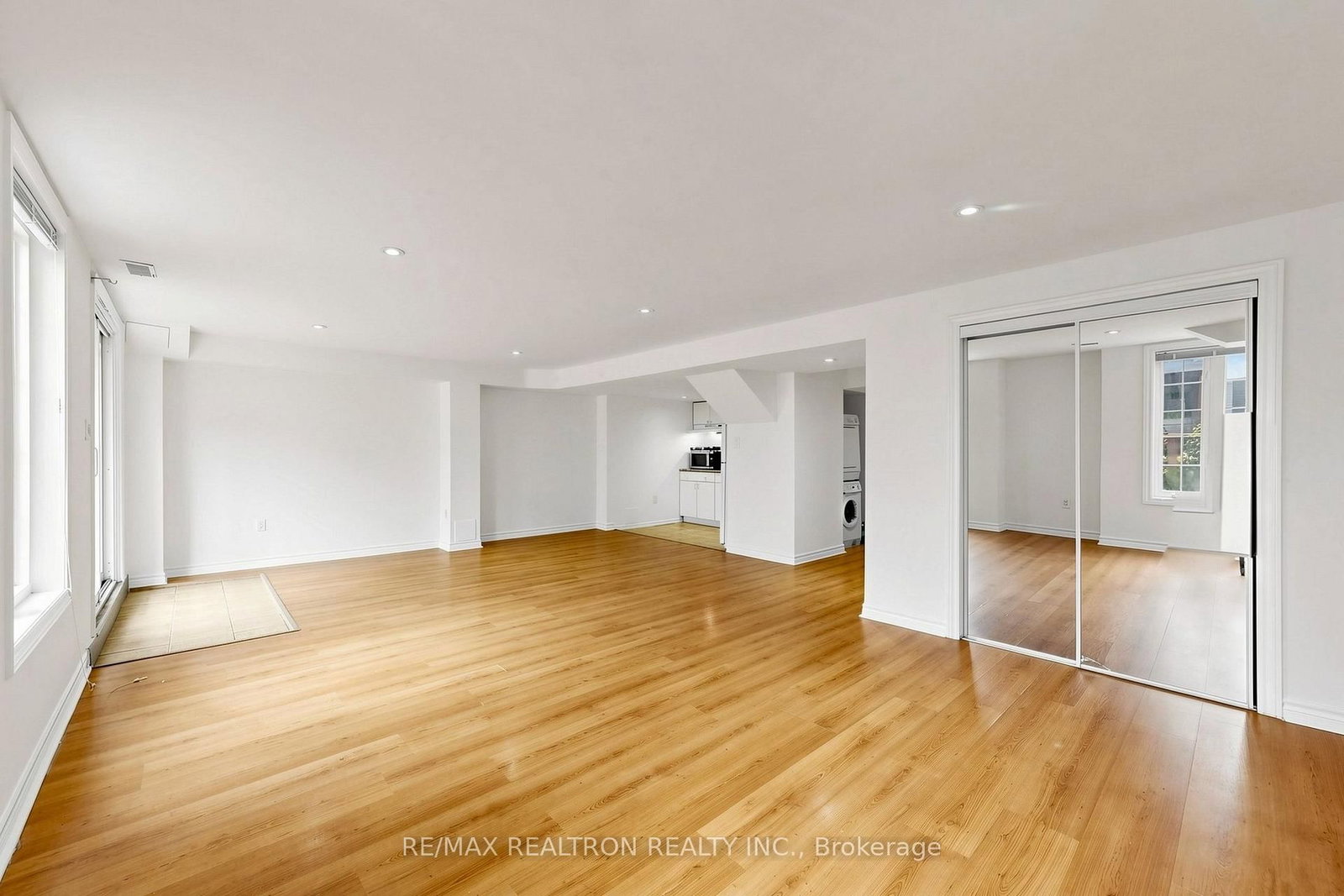 59 Dewpoint Road • Vaughan, ON photo 31
