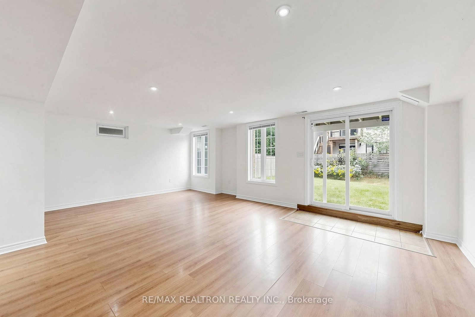 59 Dewpoint Road • Vaughan, ON photo 33