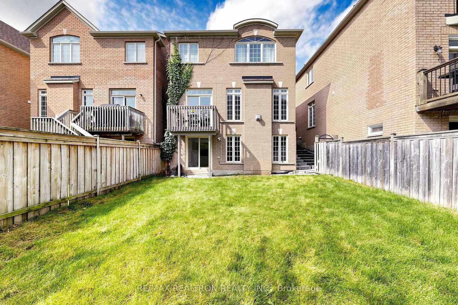 59 Dewpoint Road • Vaughan, ON photo 37
