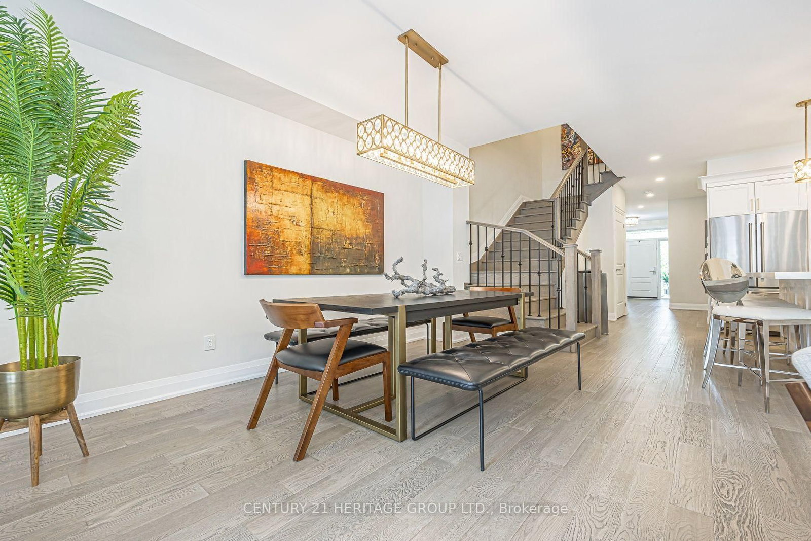 27 Lowther Avenue • Richmond Hill, ON photo 12