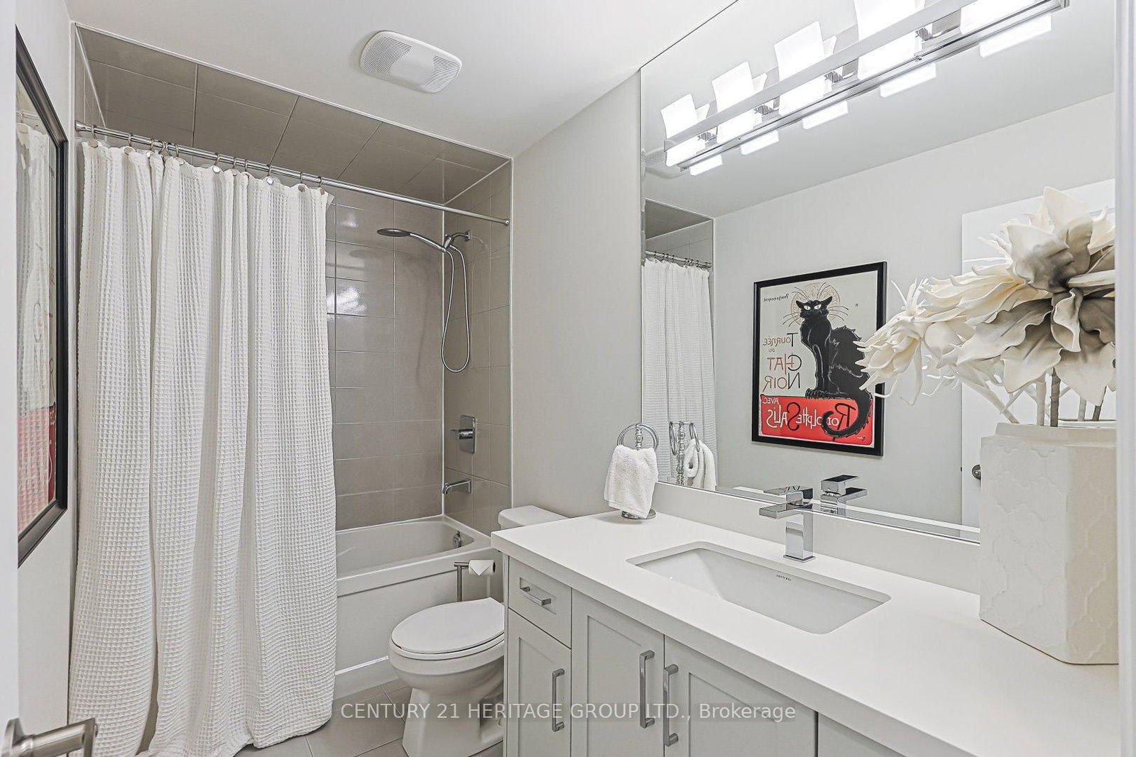 27 Lowther Avenue • Richmond Hill, ON photo 30