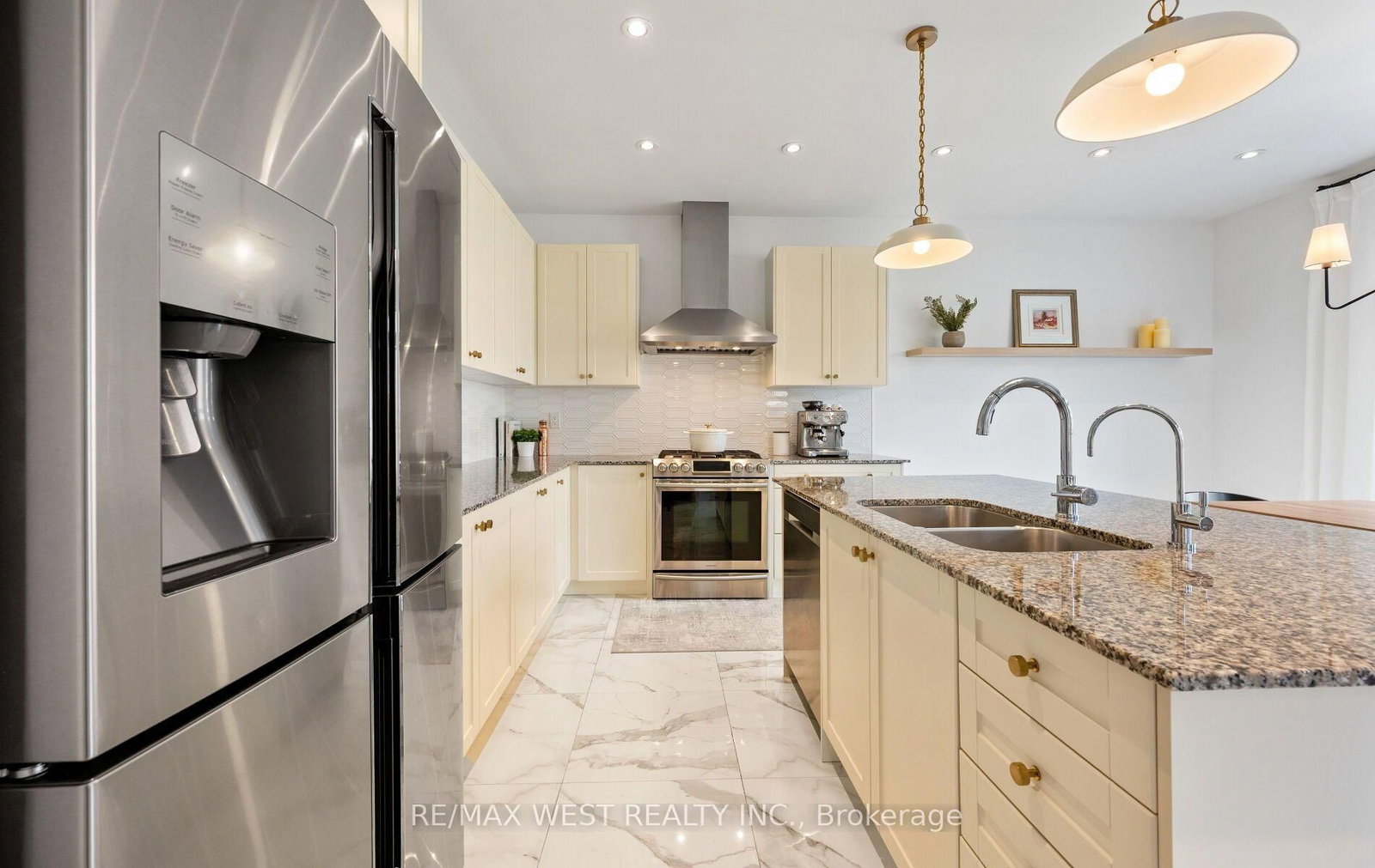 133 Rotondo Crescent • Vaughan, ON photo 11