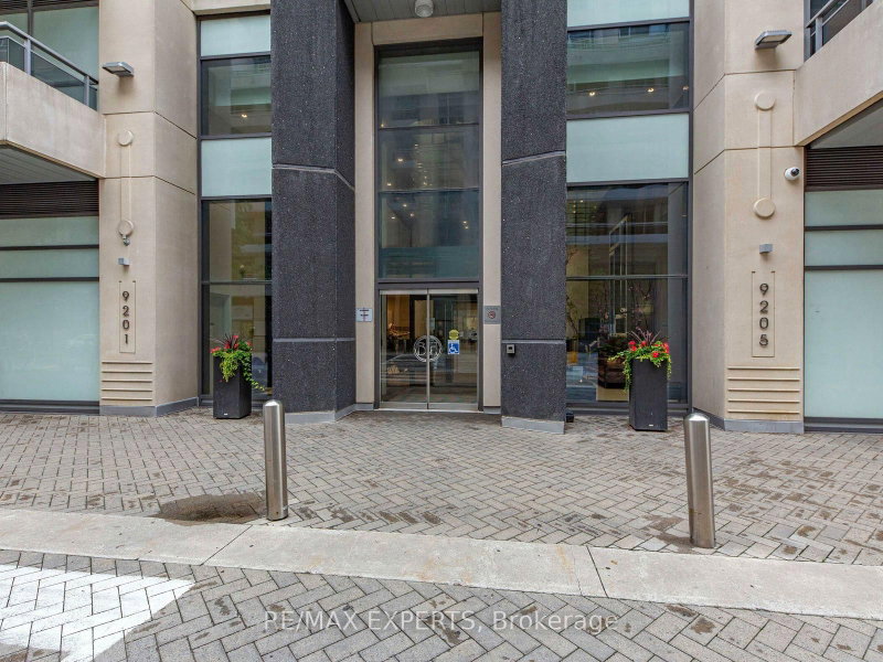 408 - 9201 Yonge Street