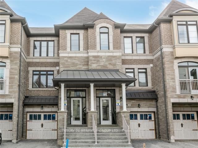 35 Farooq Boulevard