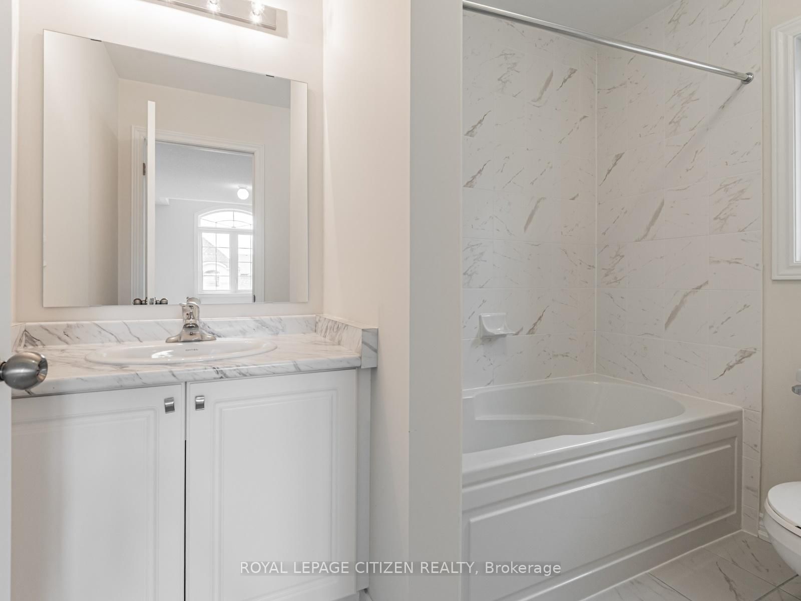 4 Heather Fullerton Road • Georgina, ON photo 31