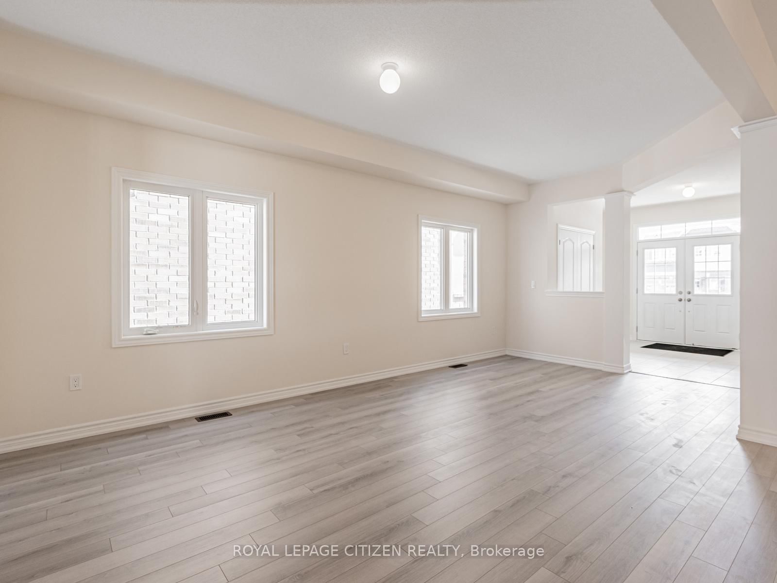 4 Heather Fullerton Road • Georgina, ON photo 6