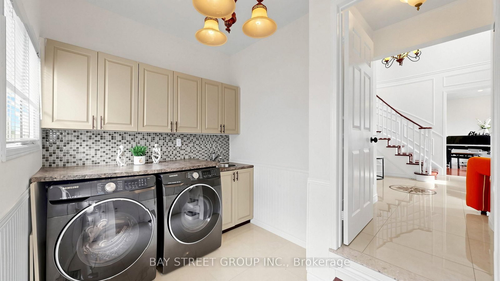 26 Kew Gardens • Richmond Hill, ON photo 13
