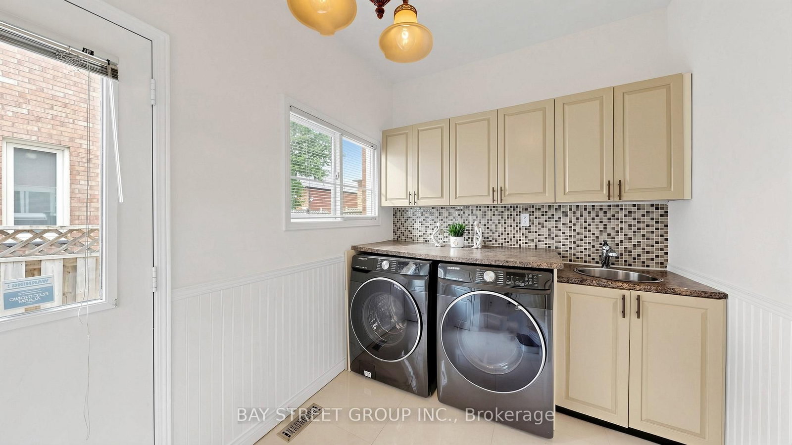 26 Kew Gardens • Richmond Hill, ON photo 14