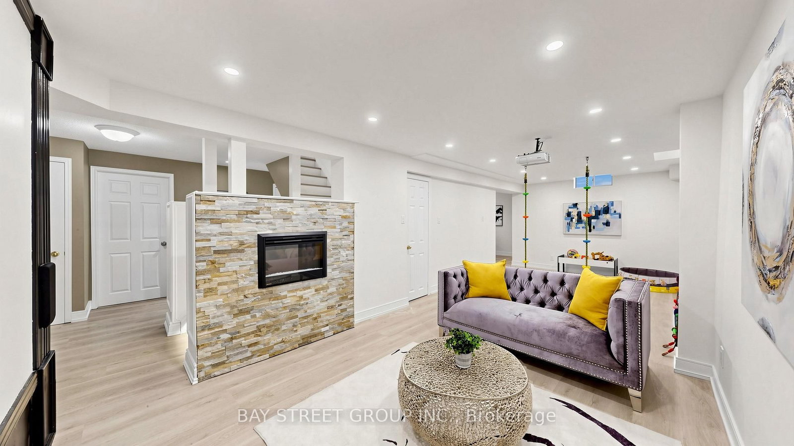 26 Kew Gardens • Richmond Hill, ON photo 36