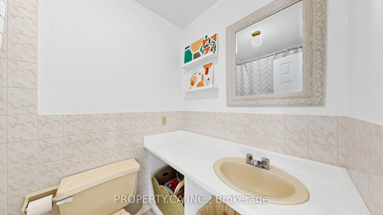 32 Hodgins Avenue • Georgina, ON photo 35