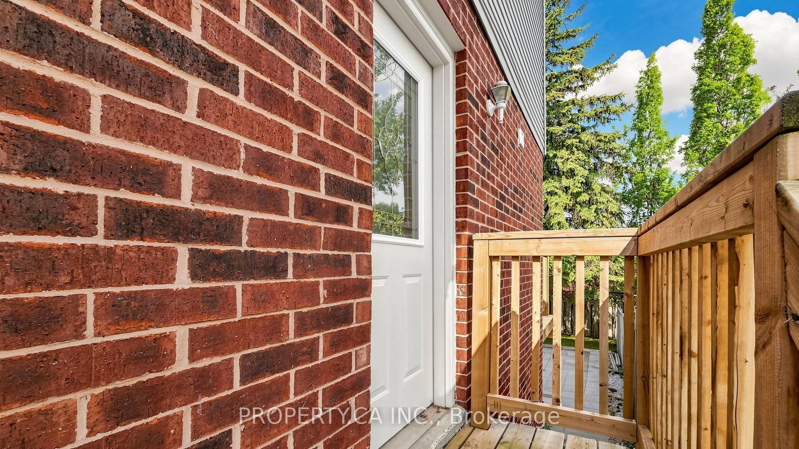 32 Hodgins Avenue • Georgina, ON photo 46