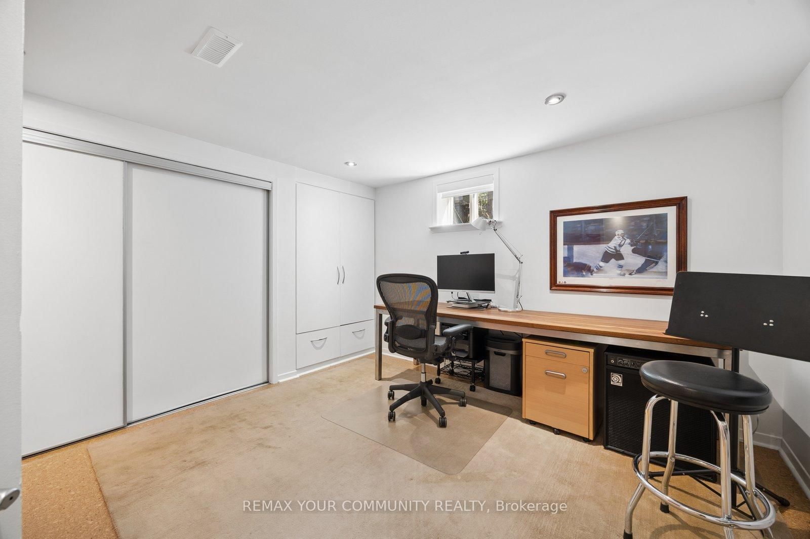 238 Mill Street • Richmond Hill, ON photo 16