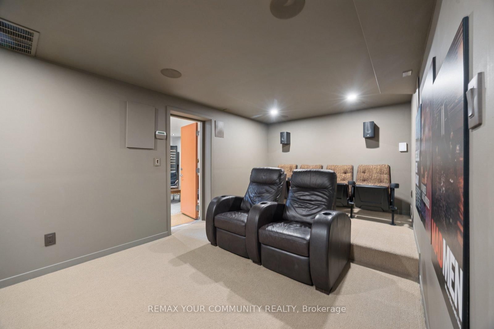 238 Mill Street • Richmond Hill, ON photo 20