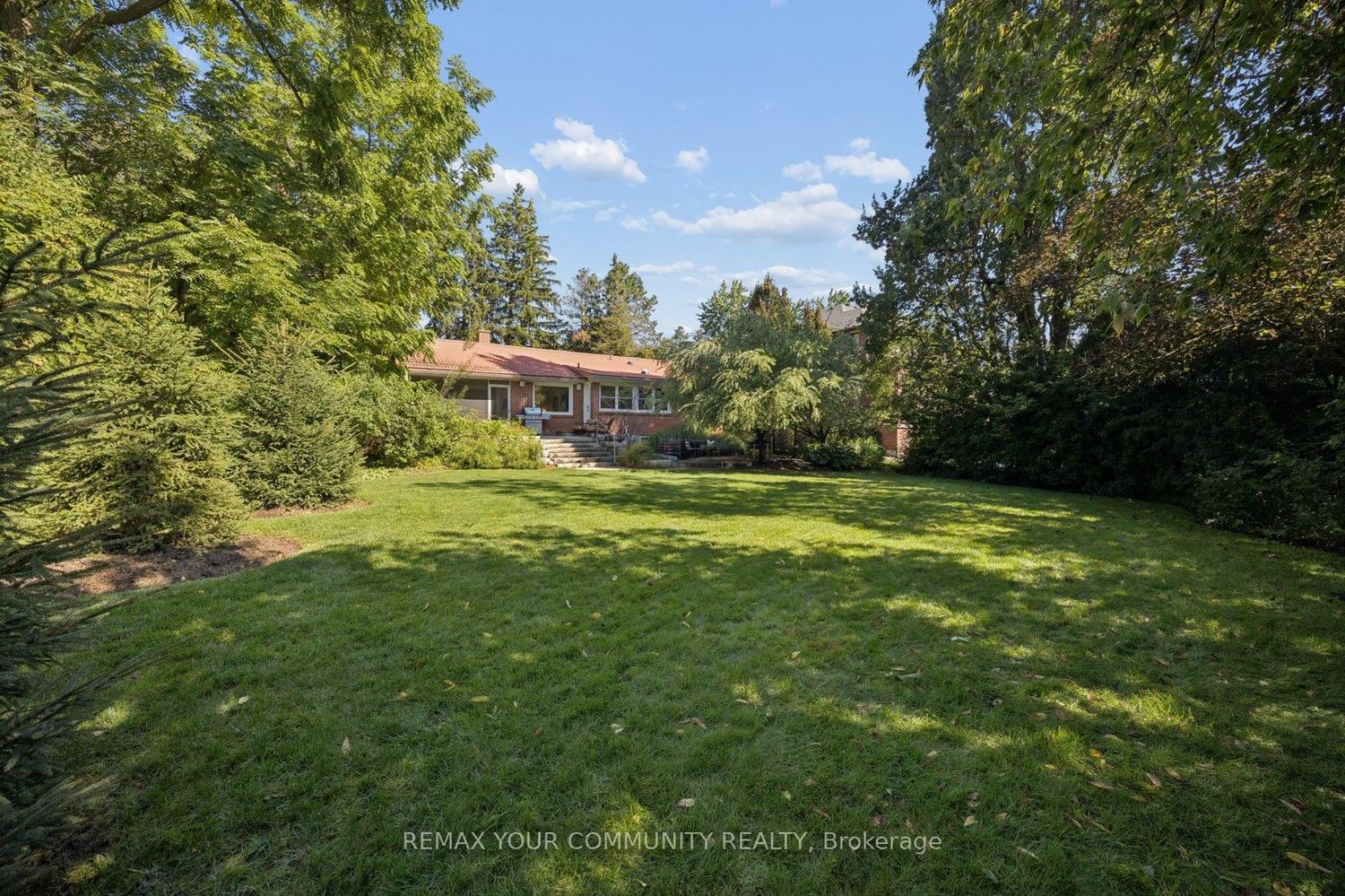 238 Mill Street • Richmond Hill, ON photo 30