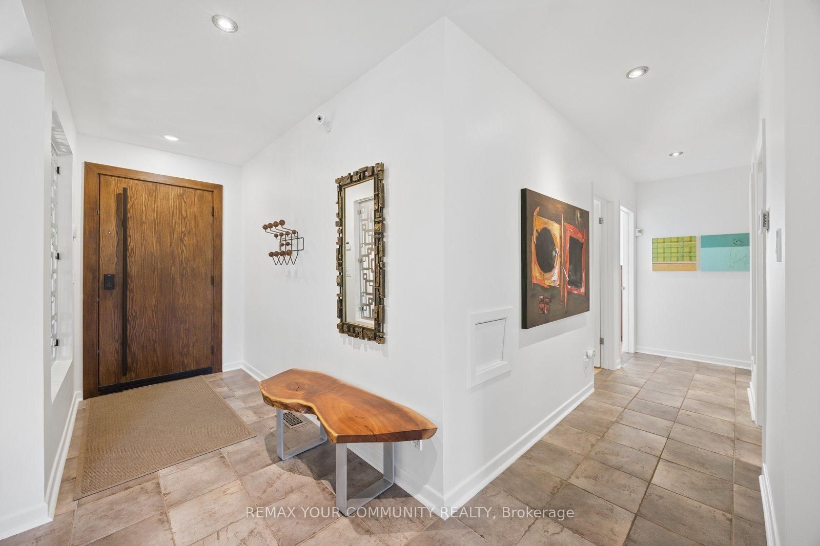 238 Mill Street • Richmond Hill, ON photo 4