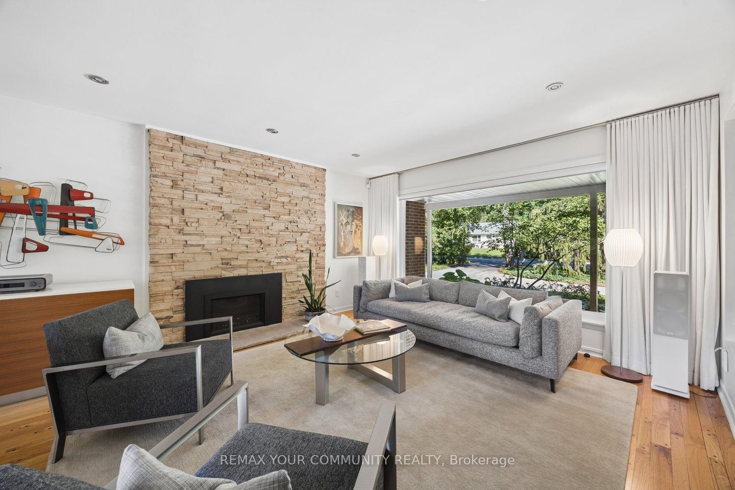 238 Mill Street • Richmond Hill, ON photo 6