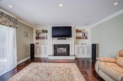 21 Princess Street • Markham, ON photo 7