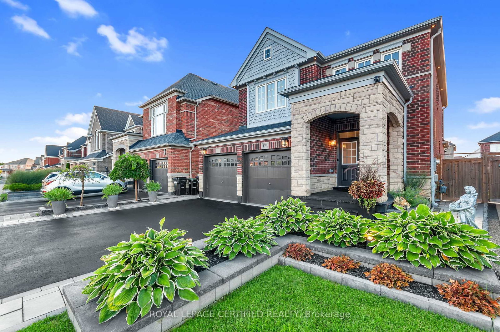 123 Mcdonnell Crescent • Bradford West Gwillimbury, ON photo 5
