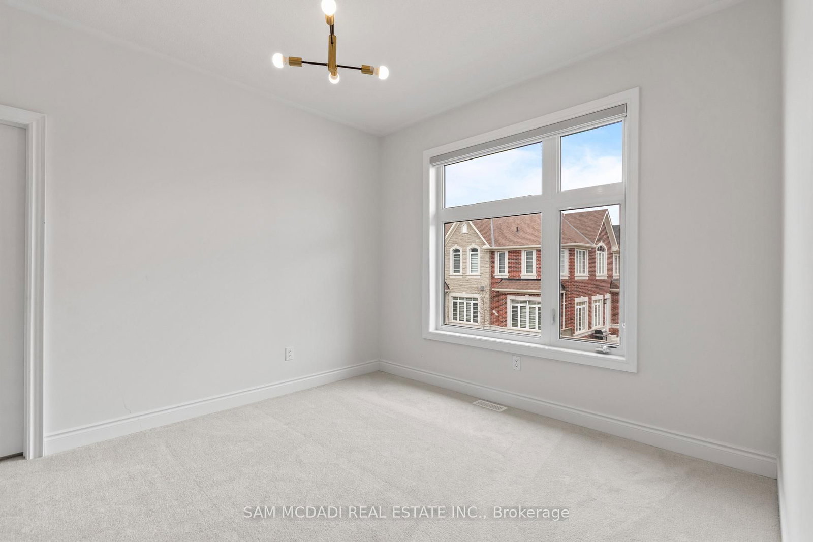 99 Black Walnut Court • Aurora, ON photo 31