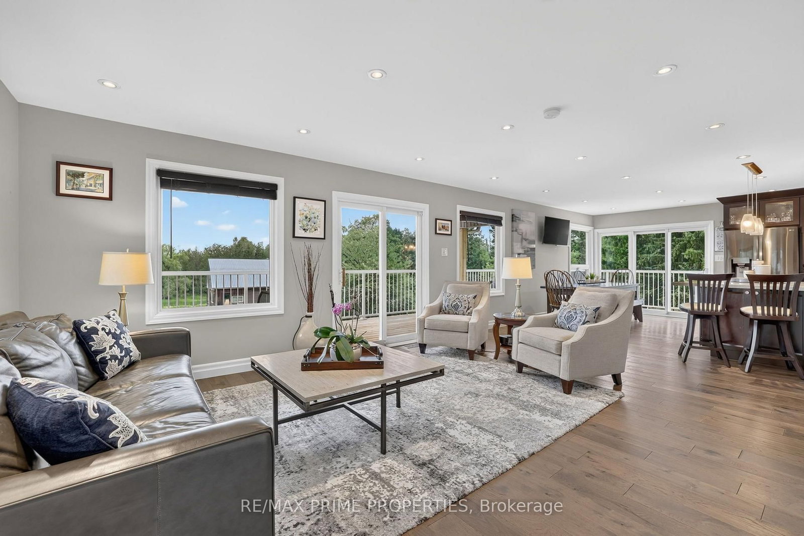 8538 Old Shiloh Road • Georgina, ON photo 4