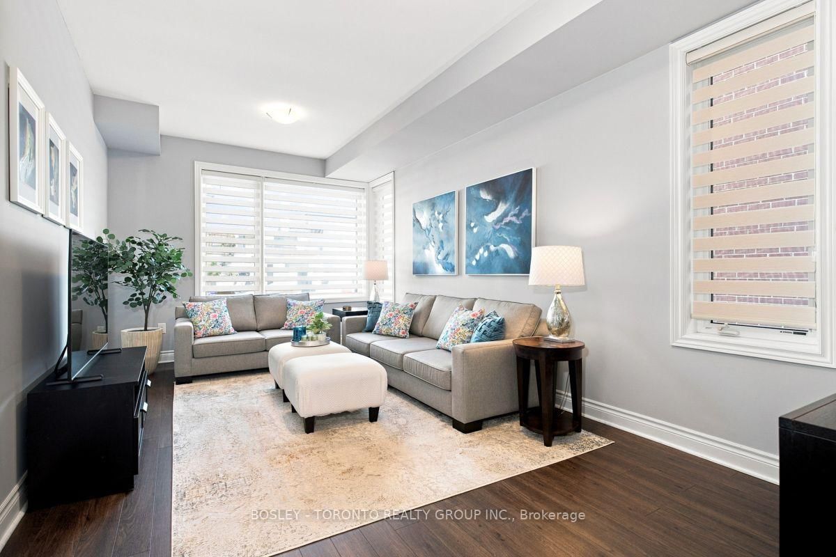 581 Marc Santi Boulevard • Vaughan, ON photo 5