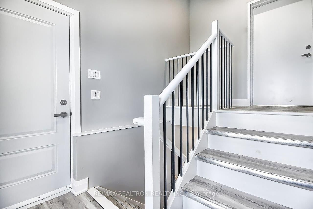 794 Rockaway Road • Georgina, ON photo 3