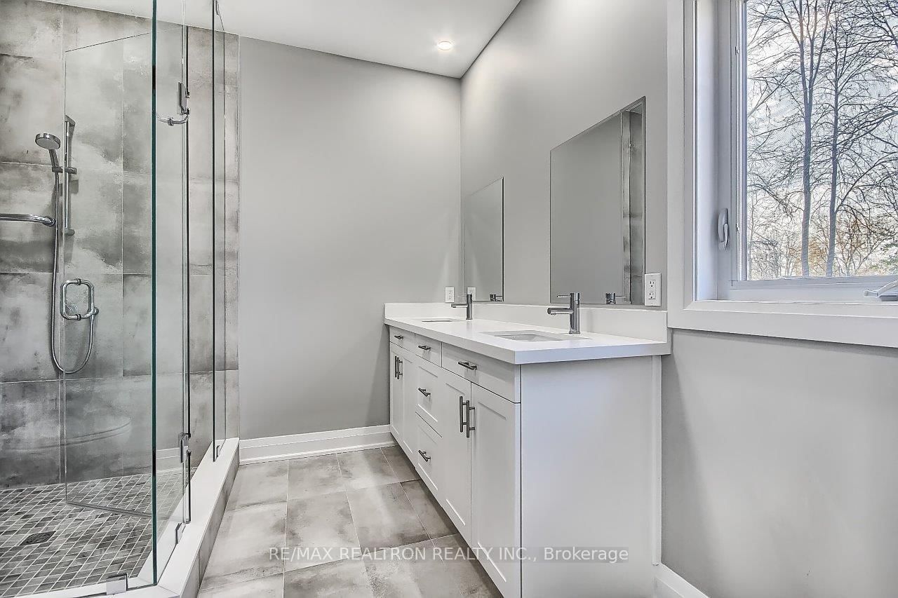 794 Rockaway Road • Georgina, ON photo 9