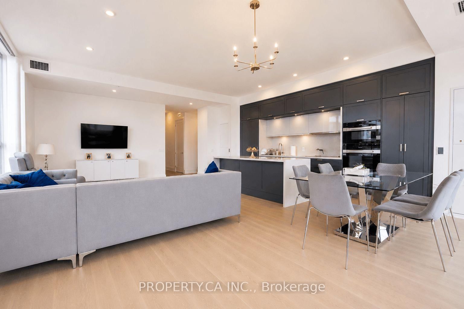 399 Royal Orchard Boulevard • #422 • Markham, ON photo 22