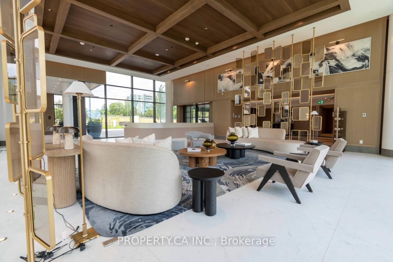 399 Royal Orchard Boulevard • #422 • Markham, ON photo 5