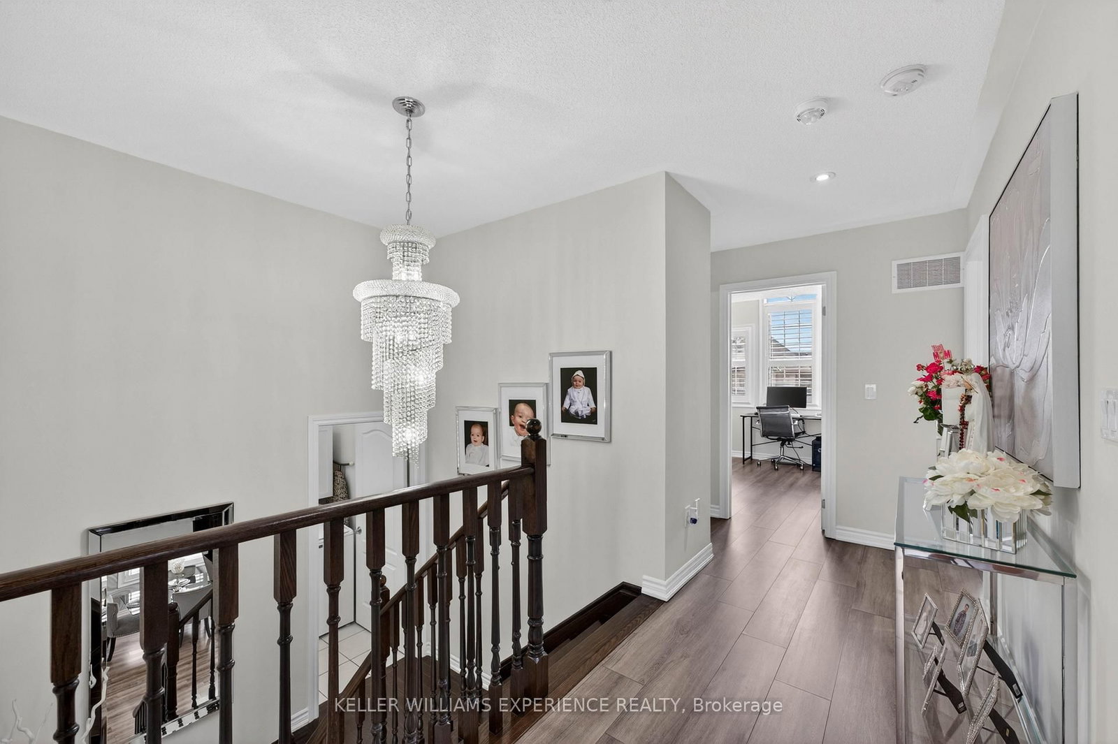 105 DECAROLIS Crescent • Essa, ON photo 20
